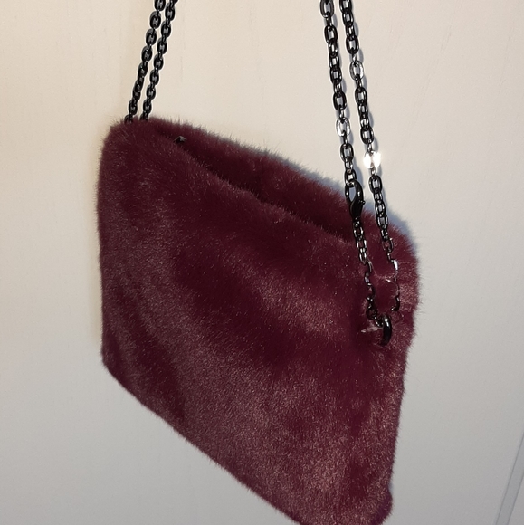 A New Day Clutch Crossbody faux Fur 10x7 - Picture 1 of 9